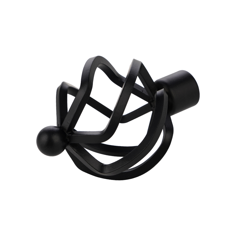 ม่านกรง finials